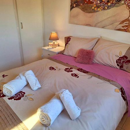 Kato Paphos Apt 400M To The Beach Bagian luar foto