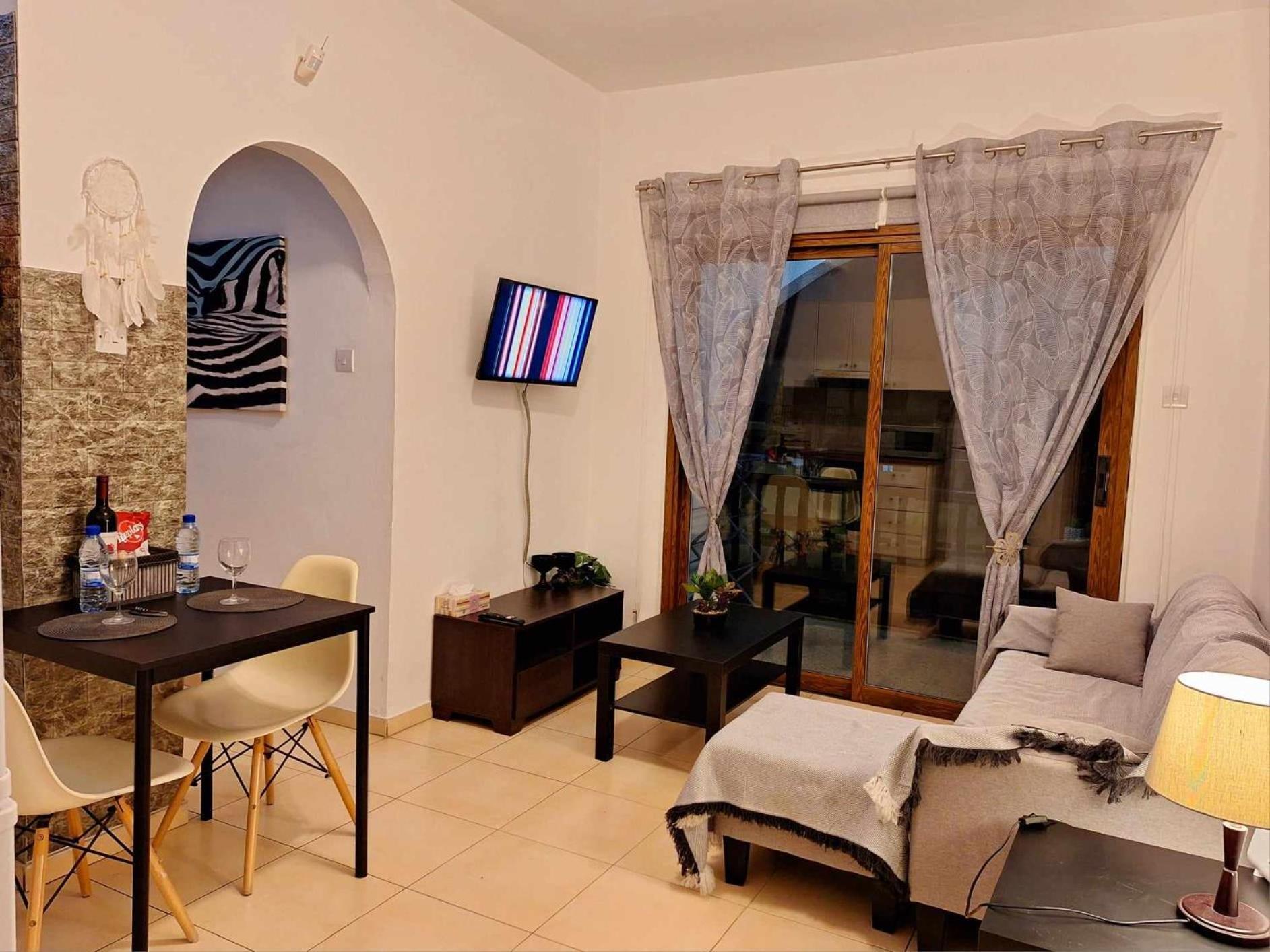 Kato Paphos Apt 400M To The Beach Bagian luar foto
