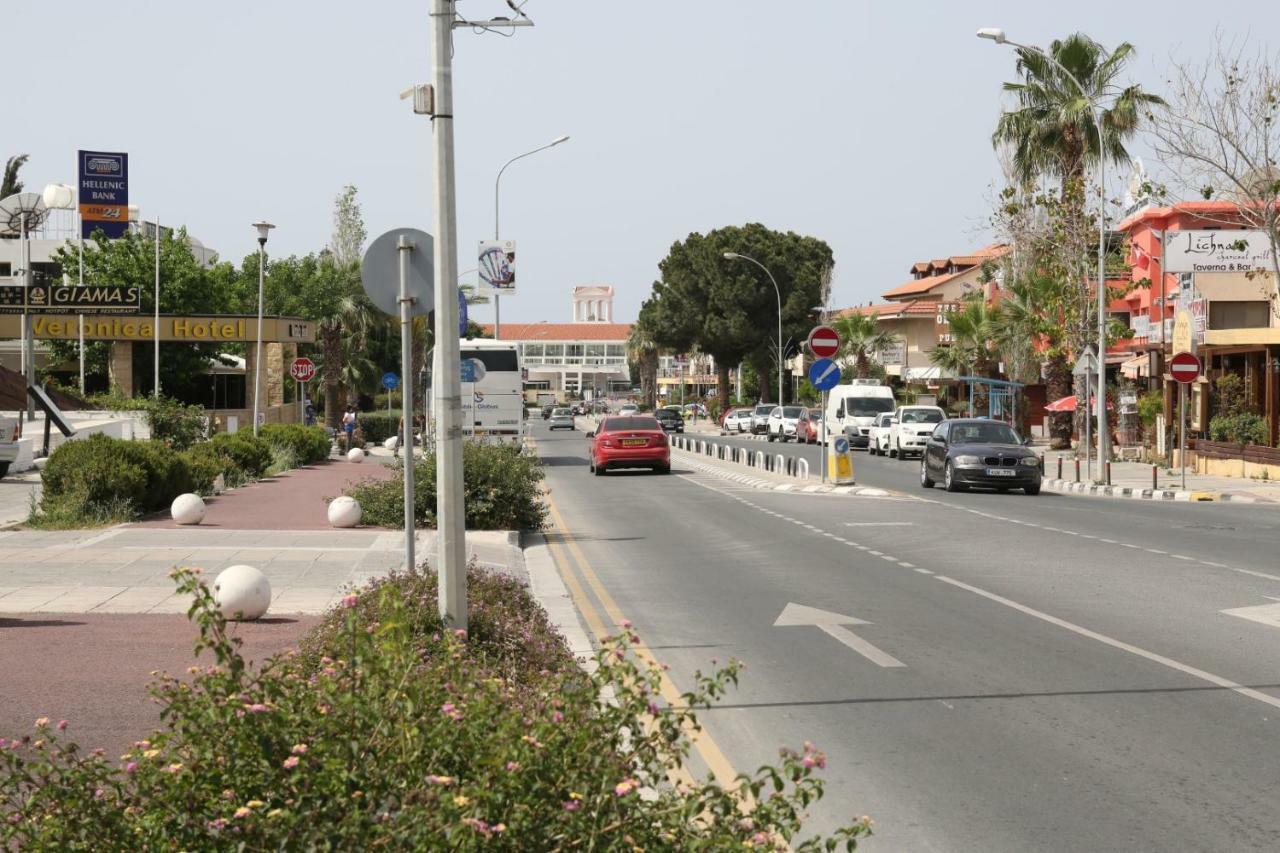 Kato Paphos Apt 400M To The Beach Bagian luar foto